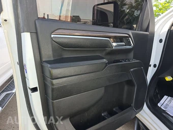 2024 Chevrolet Silverado 3500HD Cab Chassis LT Crew Cab 1LT DRW - miniatura 9