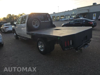 2024 Chevrolet Silverado 3500HD Cab Chassis LT Crew Cab 1LT DRW - miniatura 6