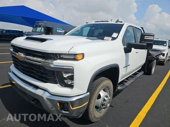 2024 Chevrolet Silverado 3500HD Cab Chassis LT Crew Cab 1LT DRW