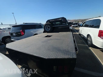 2024 Chevrolet Silverado 3500HD Cab Chassis LT Crew Cab 1LT DRW - miniatura 5