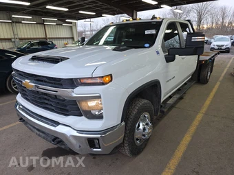 2024 Chevrolet Silverado 3500HD Cab Chassis LT Crew Cab 1LT DRW