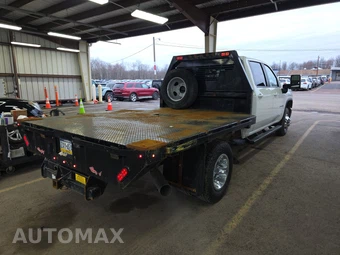 2024 Chevrolet Silverado 3500HD Cab Chassis LT Crew Cab 1LT DRW - miniatura 4
