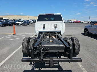 2024 Chevrolet Silverado 3500HD Cab Chassis Work Truck Crew Cab 1WT DRW - miniatura 16