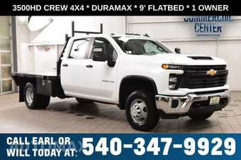 2024 Chevrolet Silverado 3500HD Cab Chassis Work Truck Crew Cab 1WT DRW - samochód z USA z aukcji Manheim, oferta Kup Teraz w AUTOMAX