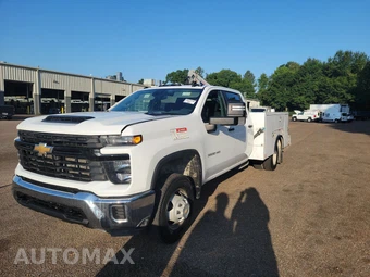 2024 Chevrolet Silverado 3500HD Cab Chassis Work Truck Crew Cab 1WT DRW