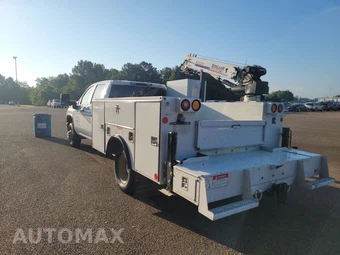 2024 Chevrolet Silverado 3500HD Cab Chassis Work Truck Crew Cab 1WT DRW - miniatura 6