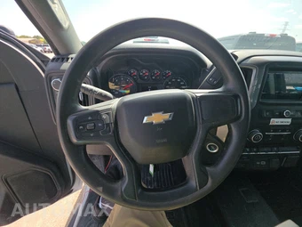 2024 Chevrolet Silverado 3500HD Cab Chassis Work Truck Crew Cab 1WT DRW - miniatura 10