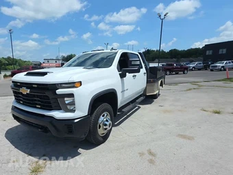 2024 Chevrolet Silverado 3500HD Cab Chassis Work Truck Crew Cab 1WT DRW