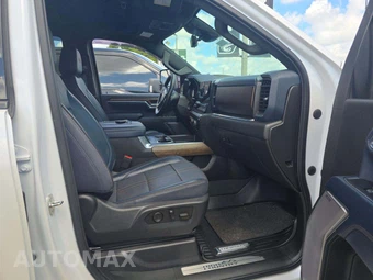 2024 Chevrolet Silverado 3500HD High Country Crew Cab Medium Bed 3LZ - miniatura 18