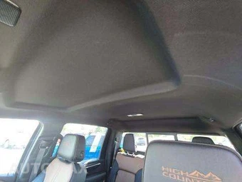 2024 Chevrolet Silverado 3500HD High Country Crew Cab Medium Bed 3LZ - miniatura 12
