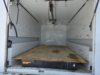 2024 Chevrolet Silverado 3500HD LTZ Crew Cab Long Bed 1LZ - miniatura 16