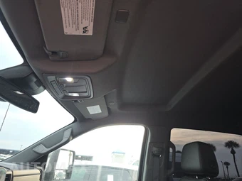 2024 Chevrolet Silverado 3500HD LTZ Crew Cab Long Bed 1LZ DRW - miniatura 17