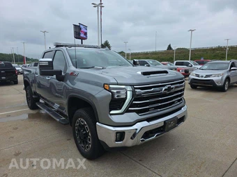2024 Chevrolet Silverado 3500HD LTZ Crew Cab Medium Bed 1LZ - miniatura 4