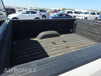 2024 Chevrolet Silverado 3500HD LTZ Crew Cab Medium Bed 1LZ - miniatura 16