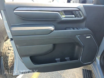 2024 Chevrolet Silverado 3500HD LTZ Crew Cab Medium Bed 1LZ - miniatura 9
