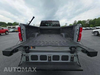 2024 Chevrolet Silverado 3500HD LTZ Crew Cab Medium Bed 1LZ - miniatura 11