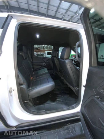 2024 Chevrolet Silverado EV Work Truck Crew Cab Short Bed 4WT - miniatura 9