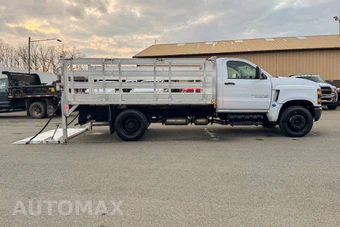 2024 Chevrolet SILVERADO MEDIUM DUTY Base - miniatura 2