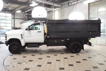 2024 Chevrolet SILVERADO MEDIUM DUTY Base - miniatura 3