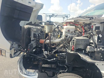 2024 Chevrolet SILVERADO MEDIUM DUTY Base - miniatura 14