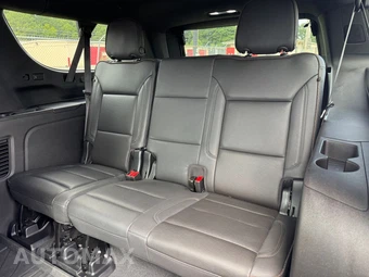 2024 Chevrolet Suburban High Country 3LZ - miniatura 15