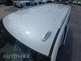 2024 Chevrolet Suburban High Country 3LZ - miniatura 9