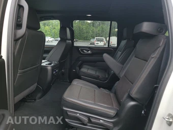 2024 Chevrolet Suburban High Country 3LZ - miniatura 13