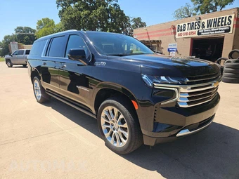 2024 Chevrolet Suburban High Country 3LZ - miniatura 4