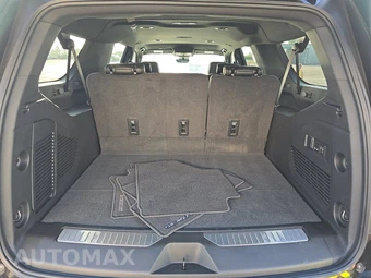 2024 Chevrolet Suburban High Country 3LZ - miniatura 17