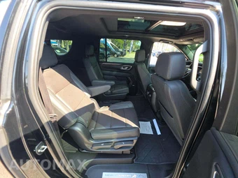 2024 Chevrolet Suburban High Country 3LZ - miniatura 17