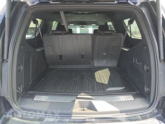 2024 Chevrolet Suburban High Country 3LZ - miniatura 17