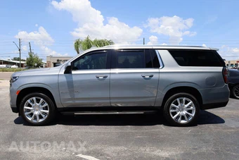 2024 Chevrolet Suburban LS 1LS - miniatura 3