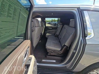 2024 Chevrolet Suburban LT 1LT - miniatura 10