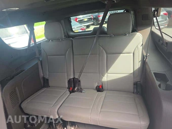 2024 Chevrolet Suburban LT 1LT - miniatura 11