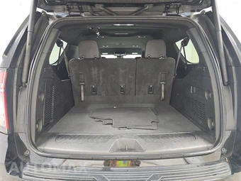 2024 Chevrolet Suburban LT 1LT - miniatura 17