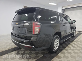 2024 Chevrolet Suburban LT 1LT - miniatura 4