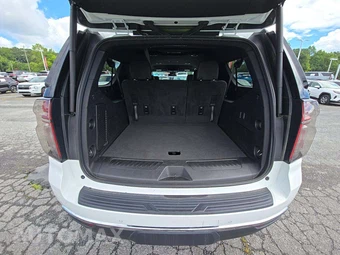2024 Chevrolet Suburban LT 1LT - miniatura 12
