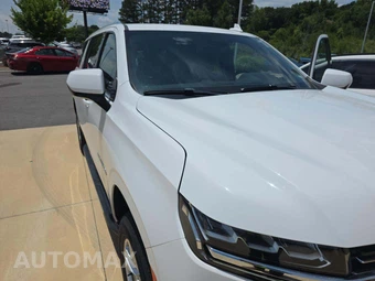 2024 Chevrolet Suburban LT 1LT - miniatura 23