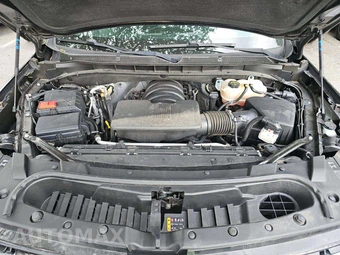 2024 Chevrolet Suburban LT 1LT - miniatura 25