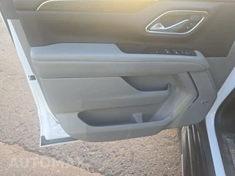 2024 Chevrolet Suburban LT 1LT - miniatura 9