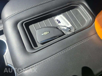 2024 Chevrolet Suburban LT 1LT - miniatura 8