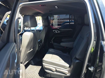 2024 Chevrolet Suburban LT 1LT - miniatura 13