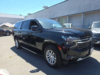 2024 Chevrolet Suburban LT 1LT - miniatura 3
