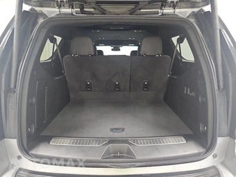 2024 Chevrolet Suburban Premier 1LZ - miniatura 17