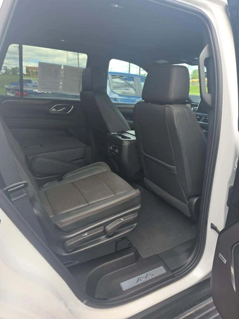 2024 Chevrolet Tahoe High Country 3LZ - miniatura 17