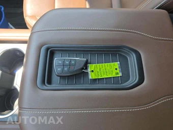 2024 Chevrolet Tahoe High Country 3LZ - miniatura 5