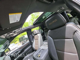 2024 Chevrolet Tahoe High Country 3LZ - miniatura 11