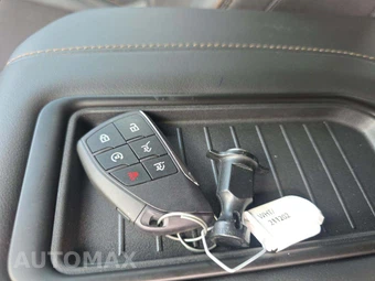 2024 Chevrolet Tahoe High Country 3LZ - miniatura 5