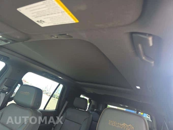 2024 Chevrolet Tahoe High Country 3LZ - miniatura 8