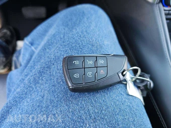 2024 Chevrolet Tahoe LT 1LT - miniatura 5